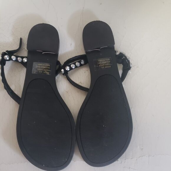 Zigi Soho Black Studded Sandal Sz 6.5 Great Condition! EEE - Picture 3 of 5